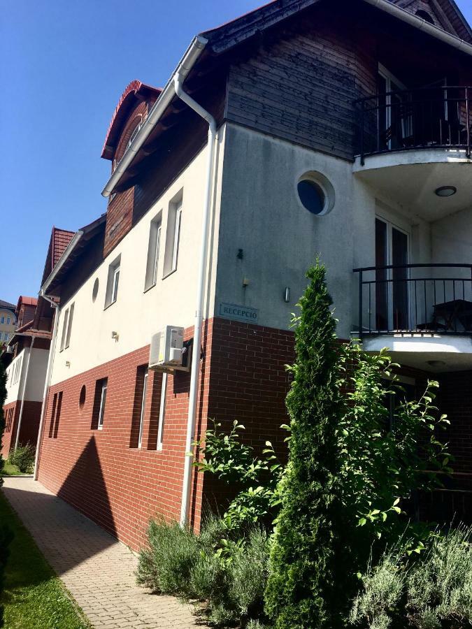 Lake Apartment ヘーヴィーズ エクステリア 写真