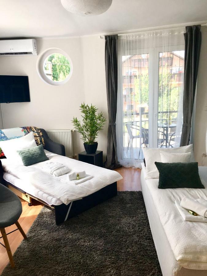 Lake Apartment ヘーヴィーズ エクステリア 写真
